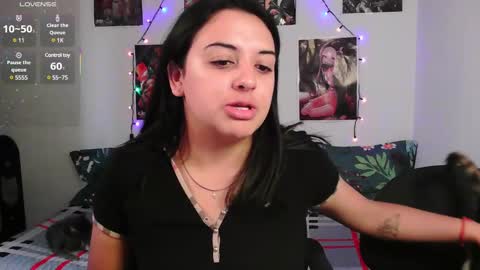 Snapshot of tina_n_charlie chatting on 24, 1, 2025 Tina N Charlie online show from 24, 1, 2025