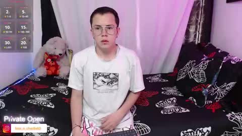 Snapshot of tina_n_charlie chatting on 16, 9, 2025 Tina N Charlie online show from 16, 9, 2025
