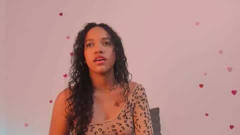 T I N A online show from 15, 10, 2025