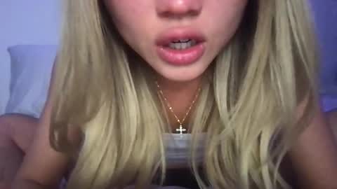 tina_xoxo_ online show from 13, 1, 2025