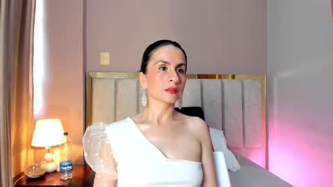 Tina Moon online show from 29, 3, 2026