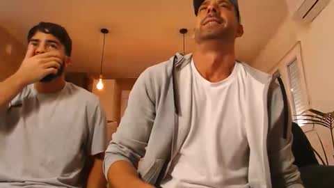 tinoclandestino online show from 20, 12, 2025