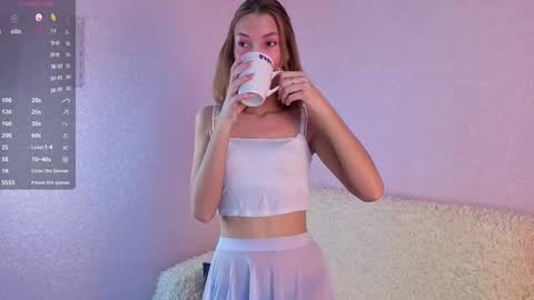 Lily online show from 6, 10, 2025