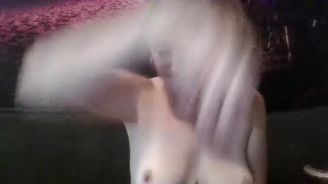 tinyassbossymilf online show from 30, 6, 2026