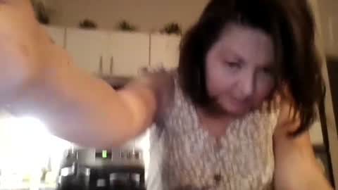 tinyassbossymilf online show from 30, 7, 2026