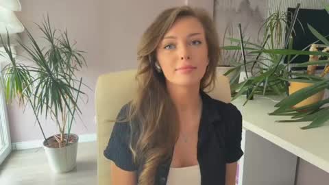 Mona online show from 11, 5, 2026