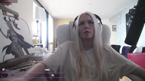 stage Kylie Sinner  brand CLITBAIT online show from 1, 4, 2026