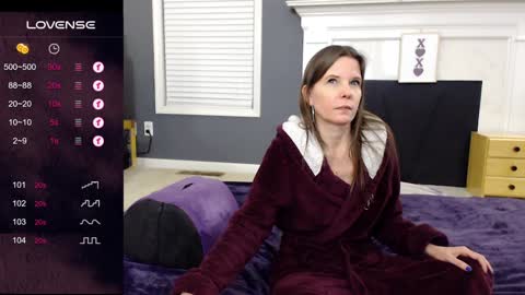 V - Read the bio please thanks. online show from 21, 1, 2025