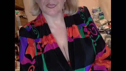 tittylina online show from 5, 11, 2025