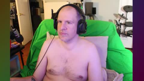 Snapshot of tkmacon chatting on 13, 2, 2026 TK Maconn online show from 13, 2, 2026