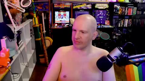 TK Maconn online show from 22, 4, 2026