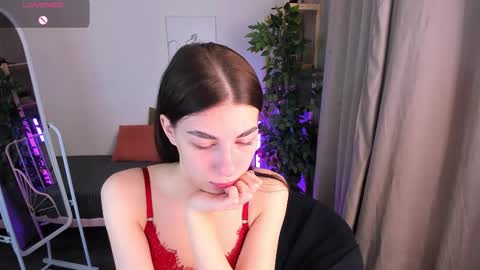 2 GMT Mo Tu We Th Fr 10am-4am online show from 11, 11, 2025