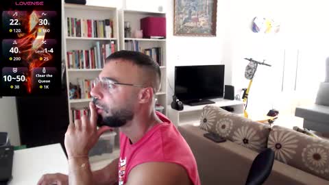 Snapshot of todd_dantes chatting on 13, 9, 2025 Todd online show from 13, 9, 2025