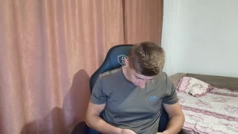 todhorny987 online show from 17, 2, 2025