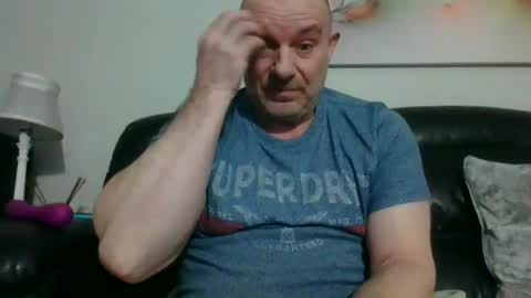 toerag69 online show from 27, 12, 2024