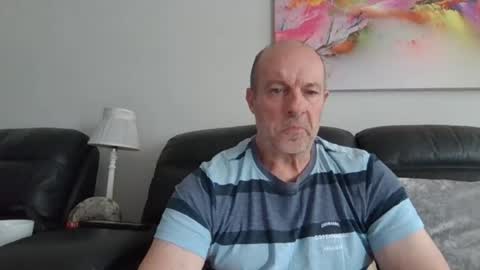 Snapshot of toerag69 chatting on 2, 8, 2026 toerag69 online show from 2, 8, 2026