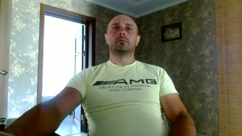 Snapshot of tolianuch chatting on 22, 6, 2026 Huligan online show from 22, 6, 2026