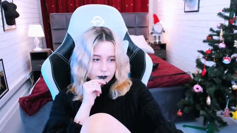 Tolli Moll online show from 6, 1, 2025