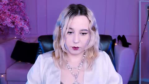 Tolli Moll online show from 18, 1, 2025