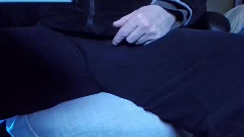 tolon408472 online show from 17, 12, 2025