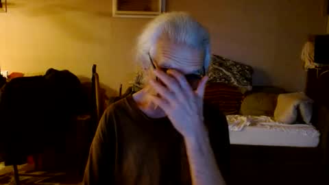 Snapshot of tom112292014 chatting on 6, 6, 2026 tom112292014 online show from 6, 6, 2026
