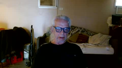 Snapshot of tom112292014 chatting on 14, 6, 2026 tom112292014 online show from 14, 6, 2026