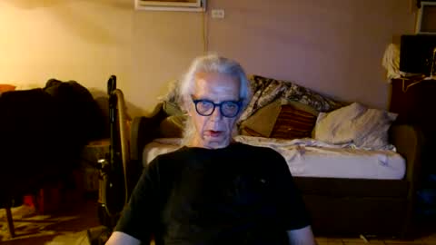 Snapshot of tom112292014 chatting on 15, 6, 2026 tom112292014 online show from 15, 6, 2026