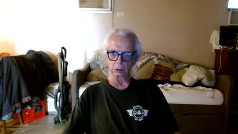 Snapshot of tom112292014 chatting on 25, 6, 2026 tom112292014 online show from 25, 6, 2026