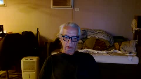 Snapshot of tom112292014 chatting on 3, 8, 2026 tom112292014 online show from 3, 8, 2026