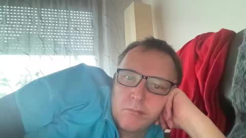 Snapshot of tom6644 chatting on 2, 3, 2025 Tom online show from 2, 3, 2025