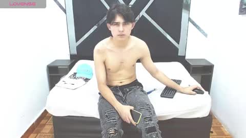 tom_0002 online show from 1, 11, 2025