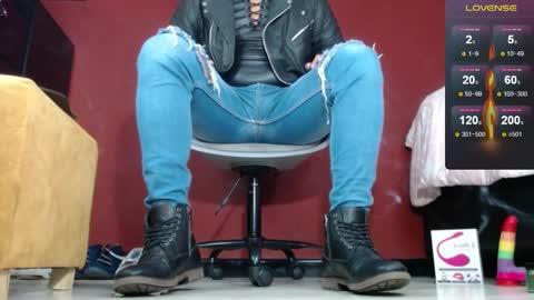 Tom online show from 11, 2, 2025