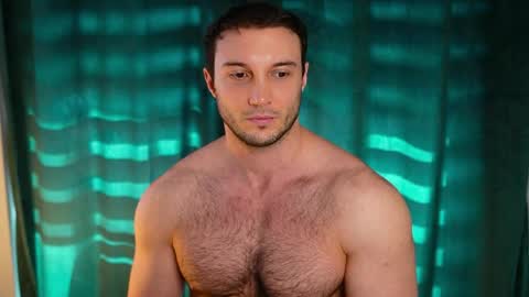 Snapshot of tom_fordd chatting on 1, 4, 2026 Tom online show from 1, 4, 2026