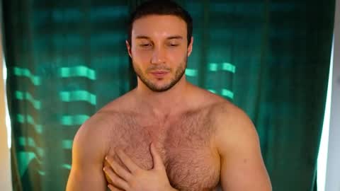 Snapshot of tom_fordd chatting on 10, 4, 2026 Tom online show from 10, 4, 2026