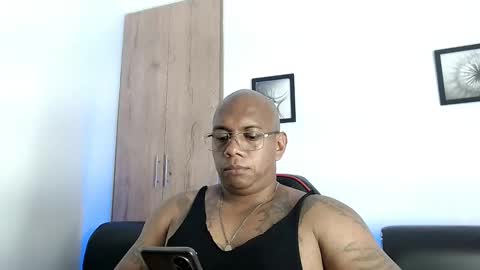 Snapshot of tom_miller chatting on 25, 2, 2025 Tom Miller online show from 25, 2, 2025