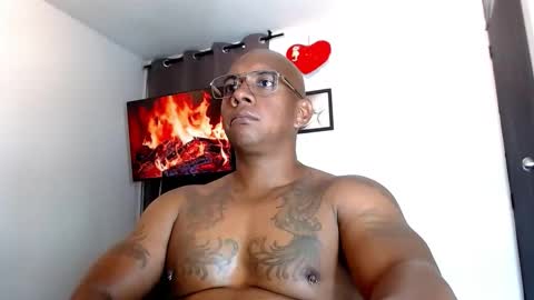 Snapshot of tom_miller chatting on 17, 9, 2025 Tom Miller online show from 17, 9, 2025