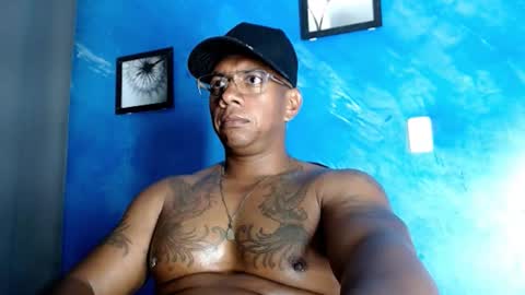 Snapshot of tom_miller chatting on 24, 10, 2025 Tom Miller online show from 24, 10, 2025
