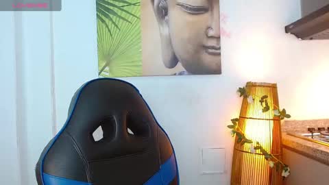 Tom muscle1 online show from 9, 1, 2025