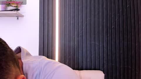 Tom muscle1 online show from 14, 10, 2025