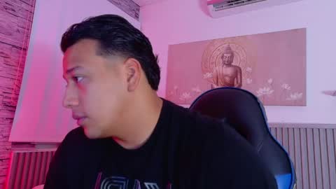 Tom muscle1 online show from 17, 4, 2026