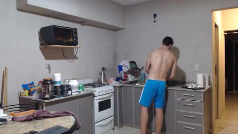 tom_show online show from 11, 3, 2026