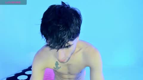 tom online show from 28, 2, 2025