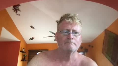 Snapshot of tomascausa chatting on 29, 7, 2026 Hola online show from 29, 7, 2026
