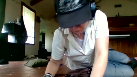 Snapshot of tomboy_titties chatting on 15, 6, 2026 tomboy_titties online show from 15, 6, 2026