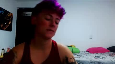 Snapshot of tomboyblue chatting on 15, 5, 2026 Blue online show from 15, 5, 2026