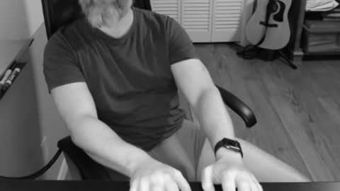 Snapshot of tombrockmoen2 chatting on 25, 4, 2026 tombrockmoen2 online show from 25, 4, 2026