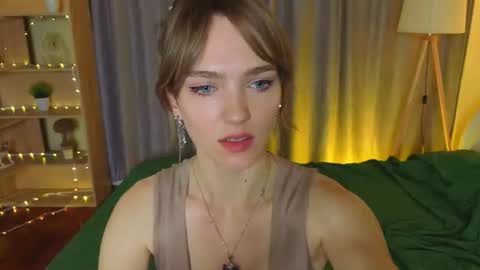 Lana online show from 5, 7, 2026