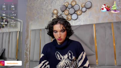 Snapshot of tomlondon_ chatting on 12, 1, 2025 online show from 12, 1, 2025