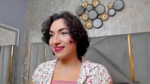 Snapshot of tomlondon_ chatting on 19, 1, 2025 online show from 19, 1, 2025