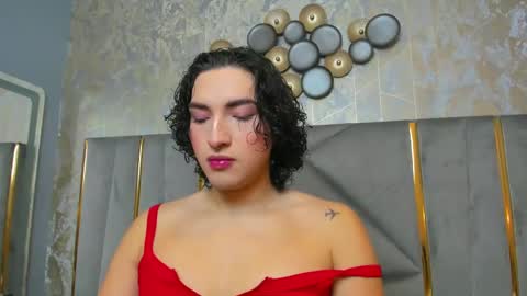 Snapshot of tomlondon_ chatting on 17, 2, 2025 online show from 17, 2, 2025